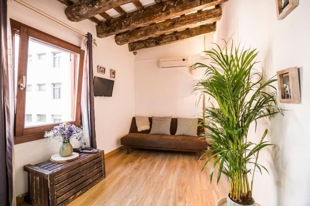 Prive Terrace In El Born, Near The Beach *