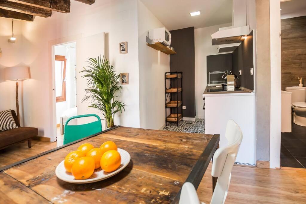 Prive Terrace In El Born, Near The Beach Apartamento