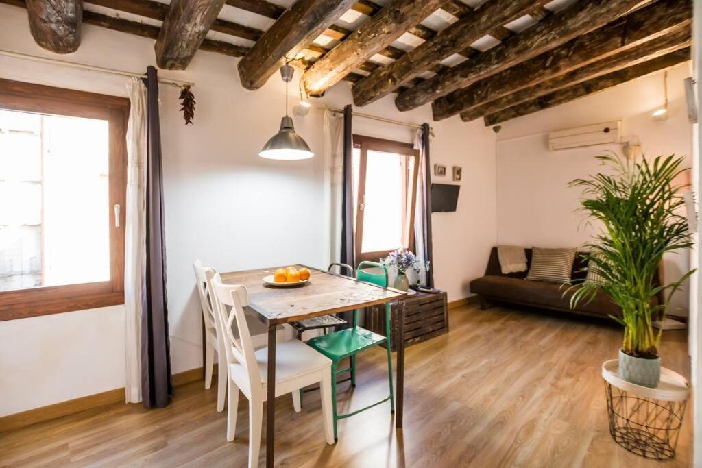 Prive Terrace In El Born, Near The Apartamento Barcelona